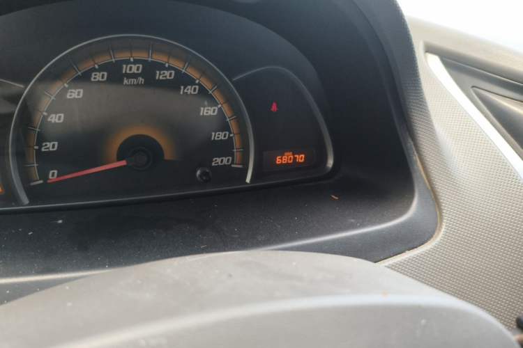 Used Chevrolet Sail 2013 Sedan 1.2L Manual Fashionable Happiness Edition Odometer Close Up