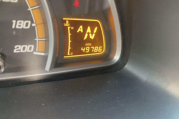 Used Chevrolet Sail 2013 Sedan 1.2L AMT Ideal Edition Odometer Close Up