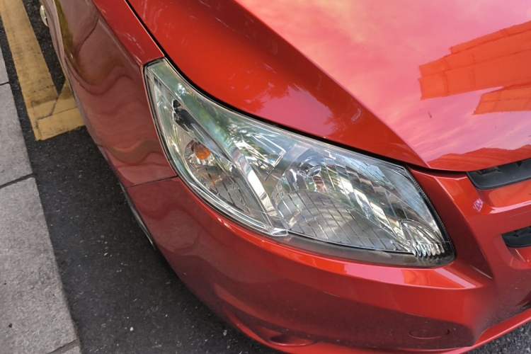 Used Chevrolet Sail 2013 Hatchback 1.4L AMT U-Style Edition Right Front Headlight