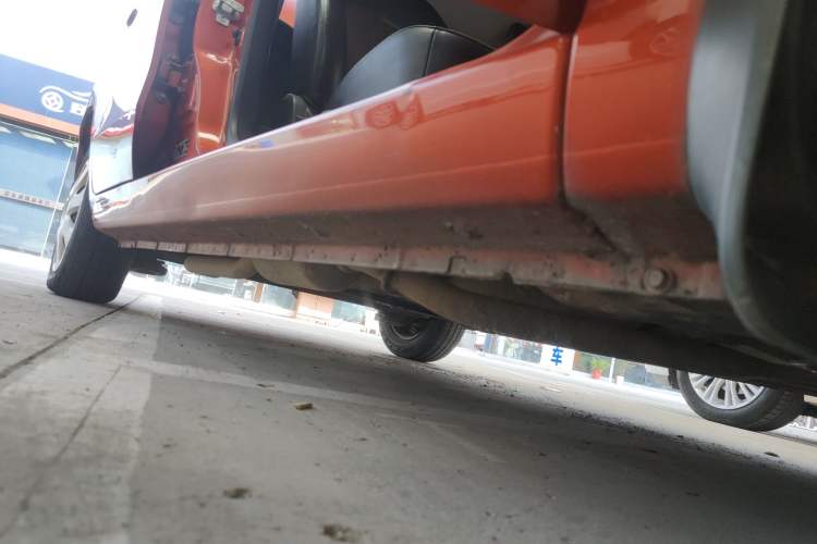 Used Chevrolet Sail 2013 Sedan 1.4L Manual - Youyi Happiness Edition Right Side Sill