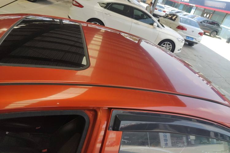 Used Chevrolet Sail 2013 Sedan 1.4L Manual - Youyi Happiness Edition Roof