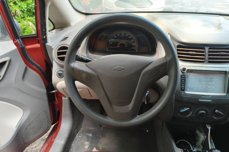 Used Chevrolet Sail 2013 Sedan 1.2L Manual Fashionable Happiness Edition Steering Wheel