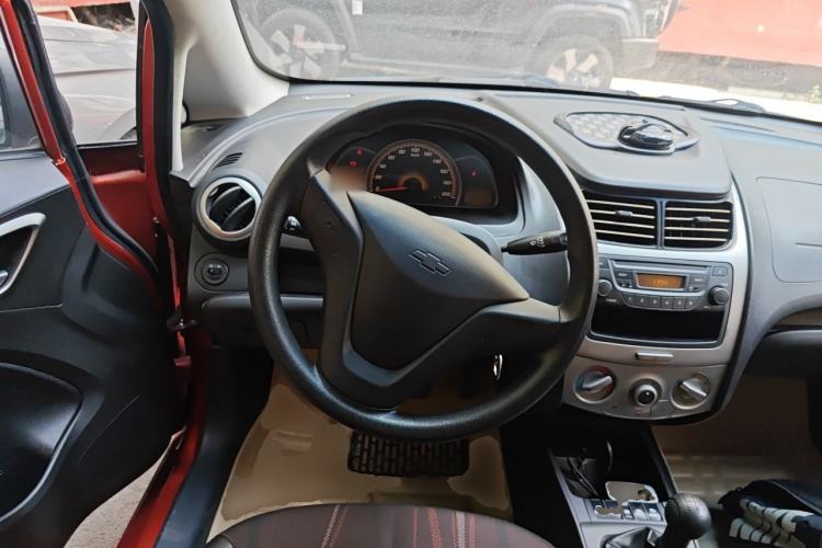 Used Chevrolet Sail 2013 Sedan 1.4L Manual Ideal Happiness Edition Steering Wheel