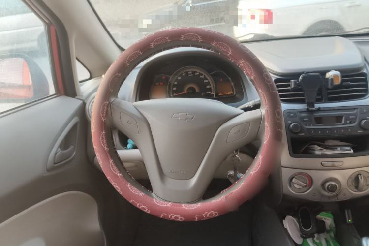 Used Chevrolet Sail 2013 Sedan 1.2L AMT Ideal Edition Steering Wheel