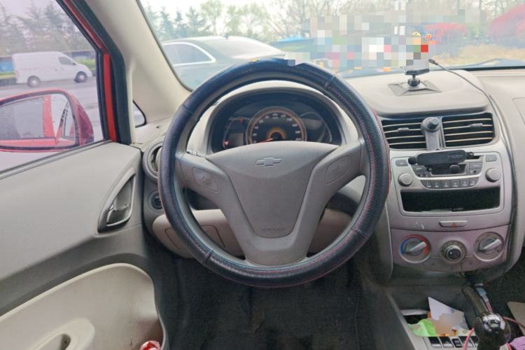 Used Chevrolet Sail 2013 Sedan 1.4L Manual Happiness Edition II Steering Wheel