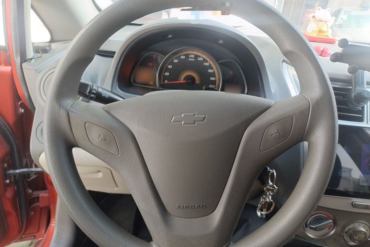 Used Chevrolet Sail 2013 Sedan 1.2L Manual Fashionable Happiness Edition Steering Wheel