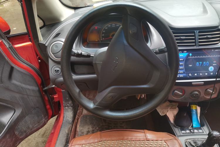 Used Chevrolet Sail 2013 Sedan 1.4L Manual Happiness Edition II Steering Wheel