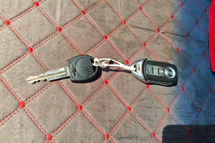Used Chevrolet Sail 2013 Sedan 1.2L Manual Fashionable Happiness Edition Vehicle Key