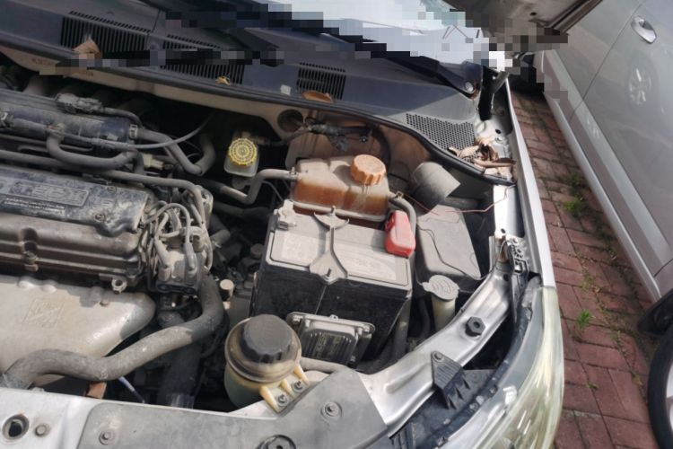 Used Chevrolet Sail 2013 Sedan 1.2L Manual Warm Edition Engine Bay Left