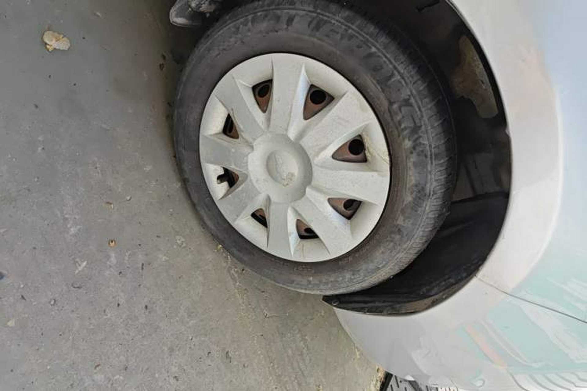 Used Chevrolet Sail 2013 Sedan 1.4L Manual Ideal Edition Right Front Wheel Hub