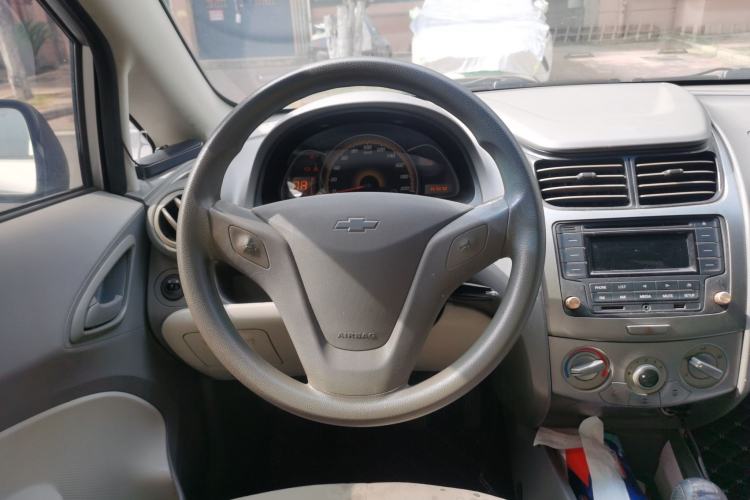 Used Chevrolet Sail 2013 Sedan 1.2L Manual Warm Edition Steering Wheel