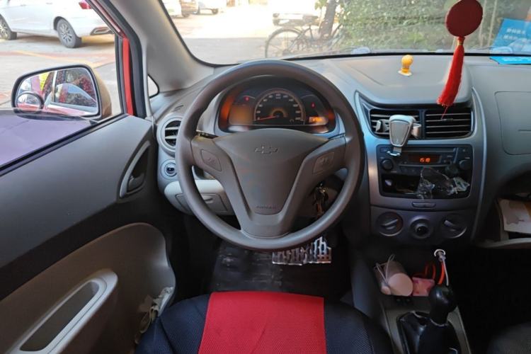 Used Chevrolet Sail 2013 Sedan 1.2L Manual Fashion Edition Steering Wheel