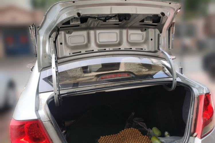 Used Chevrolet Sail 2013 Sedan 1.2L Manual Warm Edition Trunk