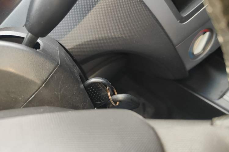 Used Chevrolet Sail 2013 Sedan 1.2L Manual Fashion Edition Vehicle Key