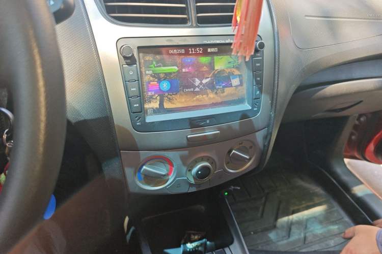 Used Chevrolet Sail 2013 Sedan 1.4L Manual - Youyi Happiness Edition Audio And AC Panel