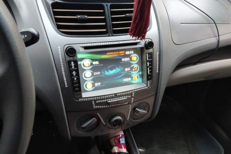 Used Chevrolet Sail 2013 Sedan 1.2L Manual Fashion Edition Audio And AC Panel