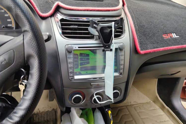Used Chevrolet Sail 2013 Sedan 1.2L Manual Fashionable Happiness Edition Audio And AC Panel