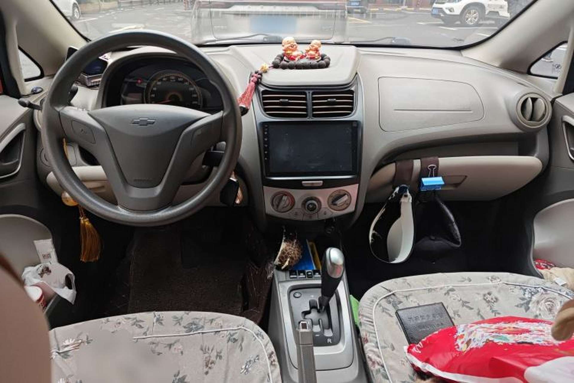 Used Chevrolet Sail 2013 Sedan 1.4L AMT Enjoy Edition Center Console