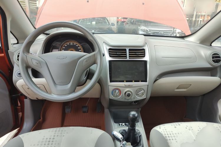 Used Chevrolet Sail 2013 Sedan 1.2L Manual Fashionable Happiness Edition Center Console