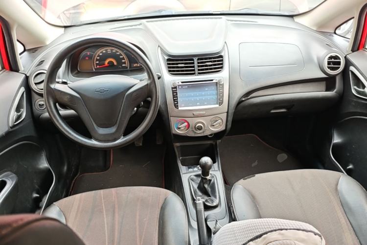 Used Chevrolet Sail 2013 Sedan 1.4L Manual Elegance Edition Center Console
