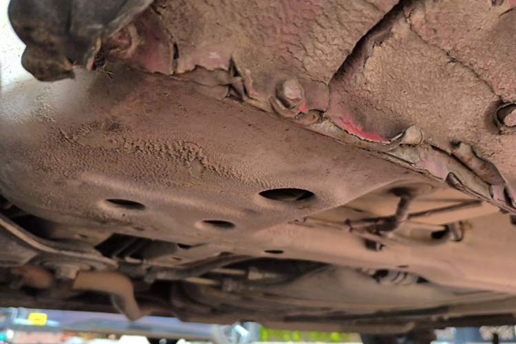 Used Chevrolet Sail 2013 Sedan 1.2L Manual Warm Edition Chassis Front Left
