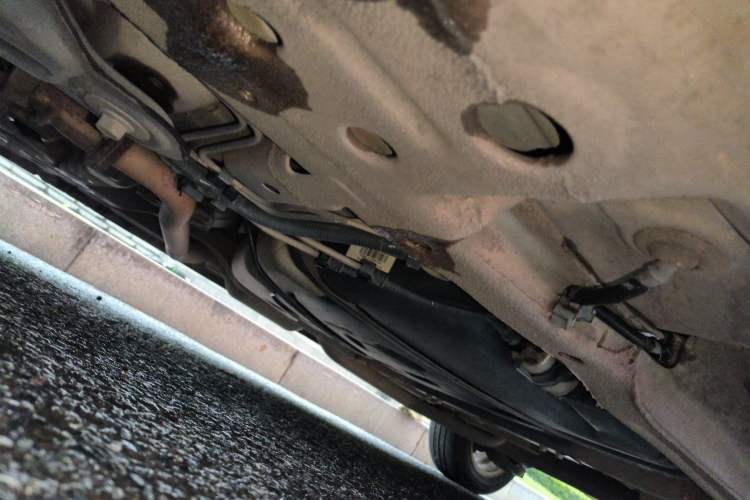 Used Chevrolet Sail 2013 Sedan 1.4L Manual Ideal Edition Chassis Front Left