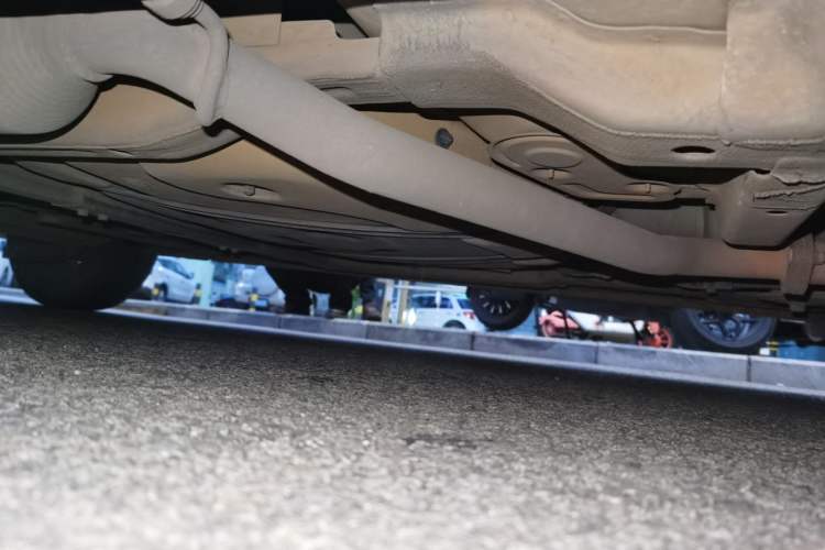 Used Chevrolet Sail 2013 Sedan 1.2L Manual Fashion Edition Chassis Front Right