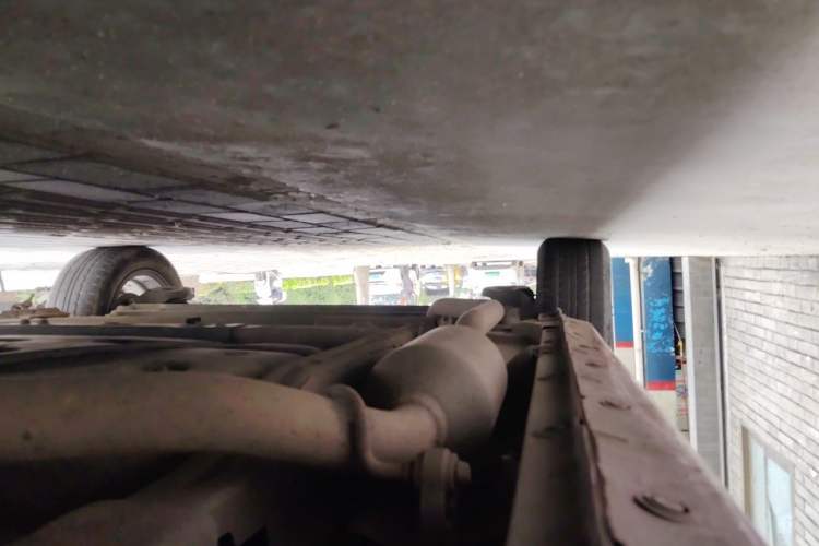 Used Chevrolet Sail 2013 Sedan 1.2L Manual Fashionable Happiness Edition Chassis Front Right
