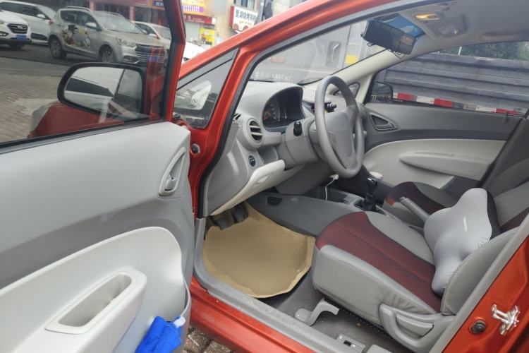 Used Chevrolet Sail 2013 Sedan 1.2L Manual Warm Edition Driver Seat
