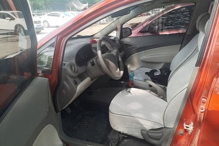 Used Chevrolet Sail 2013 Sedan 1.2L Manual Fashionable Happiness Edition Driver Seat