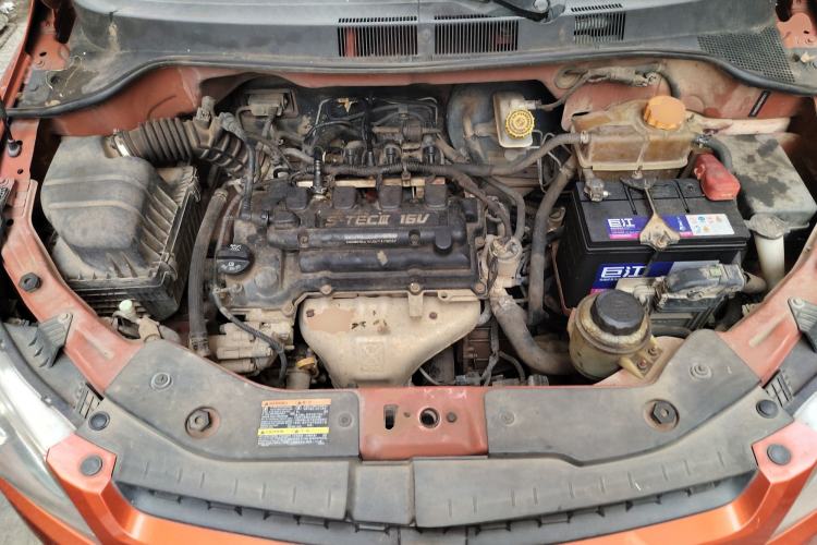 Used Chevrolet Sail 2013 Hatchback 1.4L AMT U-Style Edition Engine Bay