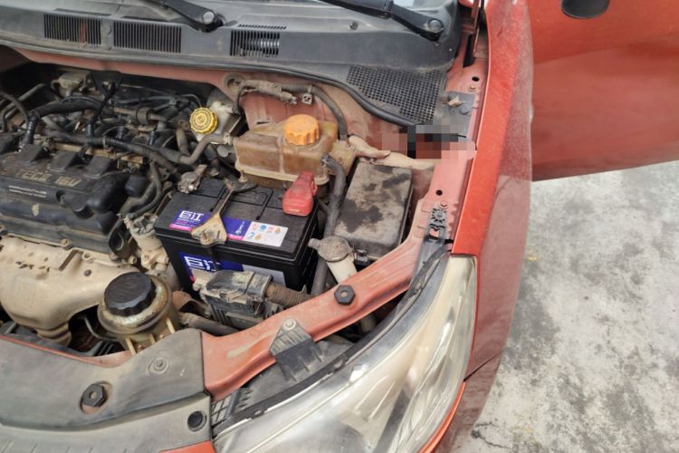 Used Chevrolet Sail 2013 Hatchback 1.4L AMT U-Style Edition Engine Bay Left