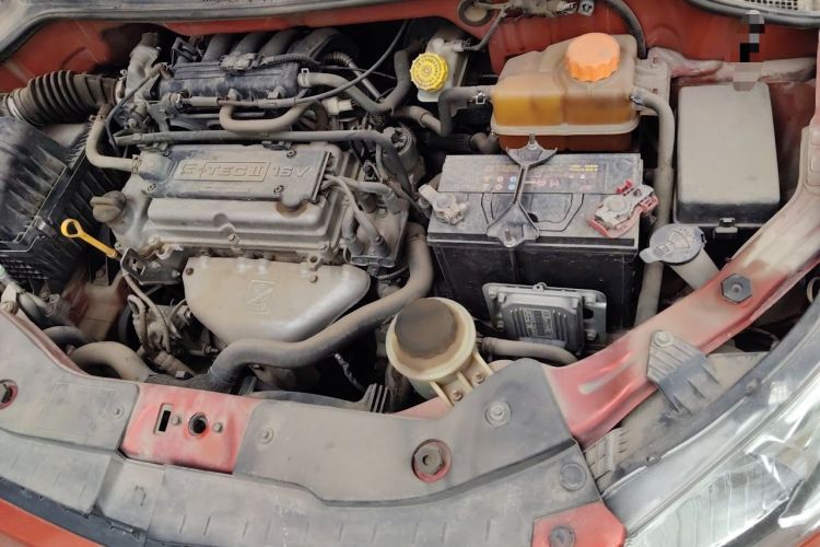 Used Chevrolet Sail 2013 Sedan 1.2L Manual Fashionable Happiness Edition Engine Bay Left