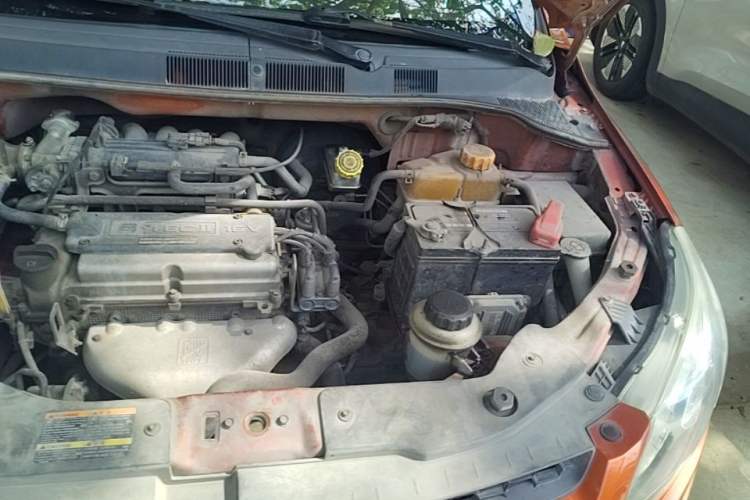 Used Chevrolet Sail 2013 Sedan 1.2L Manual Fashionable Happiness Edition Engine Bay Left