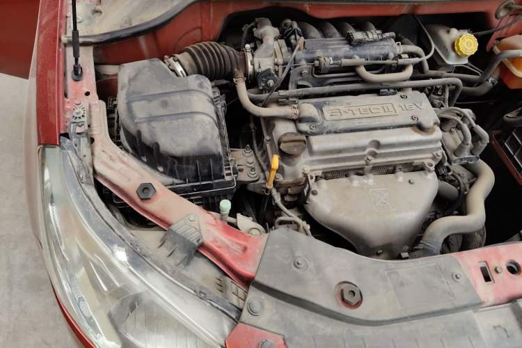 Used Chevrolet Sail 2013 Sedan 1.2L Manual Fashionable Happiness Edition Engine Bay Right