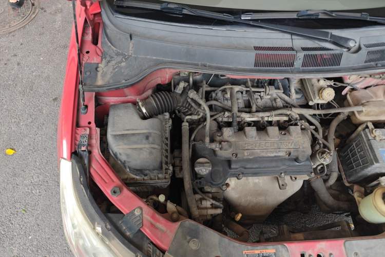 Used Chevrolet Sail 2013 Sedan 1.4L AMT Enjoy Edition Engine Bay Right