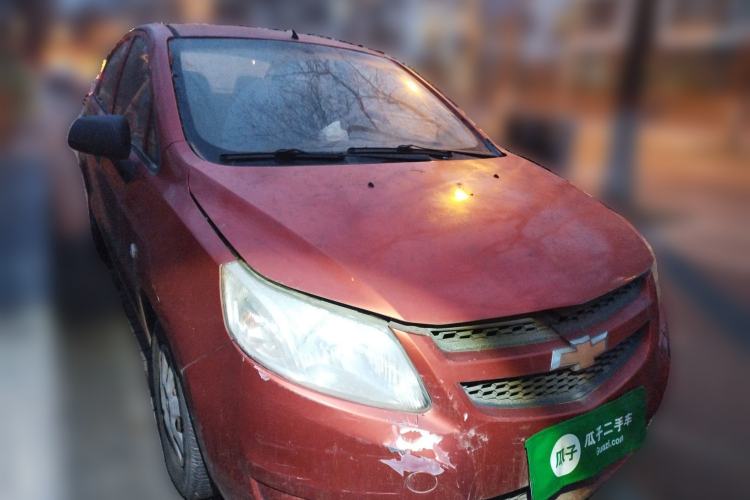 Used Chevrolet Sail 2013 Sedan 1.2L Manual Warm Edition Front Right 45 Deg