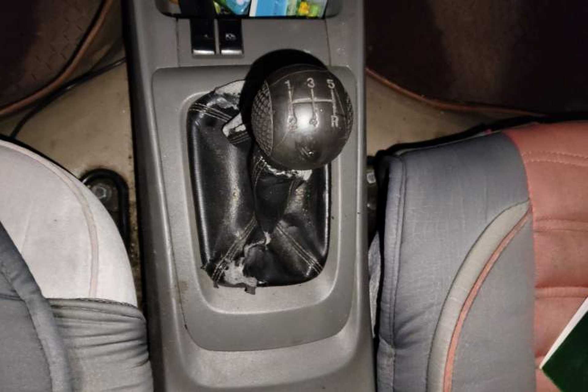 Used Chevrolet Sail 2013 Sedan 1.2L Manual Fashion Edition Gear Lever