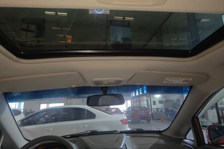 Used Chevrolet Sail 2013 Hatchback 1.4L AMT U-Style Edition Headliner