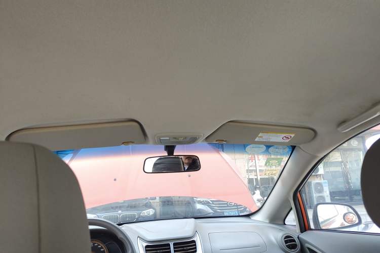 Used Chevrolet Sail 2013 Sedan 1.2L Manual Fashionable Happiness Edition Headliner
