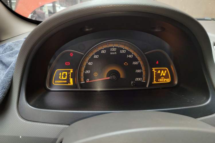 Used Chevrolet Sail 2013 Hatchback 1.4L AMT U-Style Edition Instrument Cluster