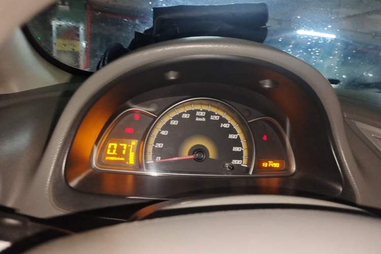 Used Chevrolet Sail 2013 Sedan 1.4L Manual Happiness Edition II Instrument Cluster