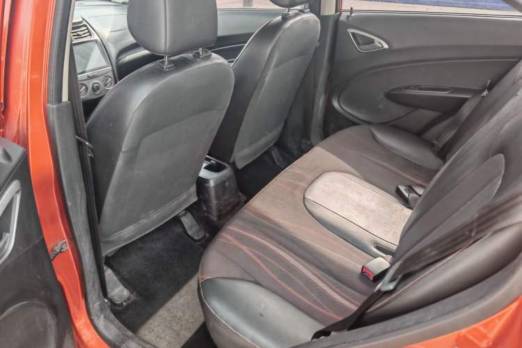 Used Chevrolet Sail 2013 Sedan 1.4L Manual Ideal Happiness Edition Interior 2