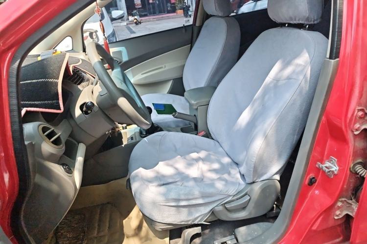 Used Chevrolet Sail 2013 Sedan 1.2L Manual Fashion Edition Left Front Seat