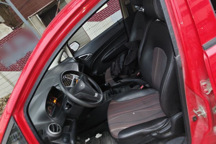 Used Chevrolet Sail 2013 Sedan 1.2L Manual Fashionable Happiness Edition Left Front Seat