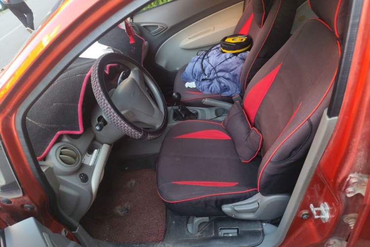 Used Chevrolet Sail 2013 Sedan 1.2L Manual Fashionable Happiness Edition Left Front Seat