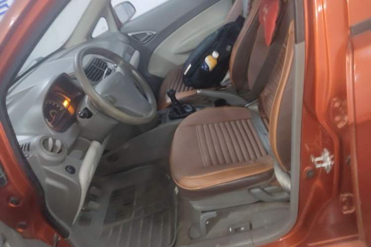 Used Chevrolet Sail 2013 Sedan 1.4L Manual - Youyi Happiness Edition Left Front Seat