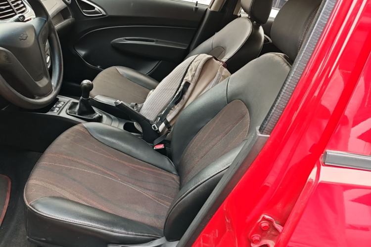 Used Chevrolet Sail 2013 Sedan 1.4L Manual Elegance Edition Left Front Seat