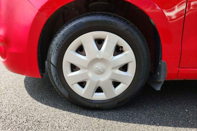 Used Chevrolet Sail 2013 Sedan 1.4L AMT Enjoy Edition Left Front Wheel Hub