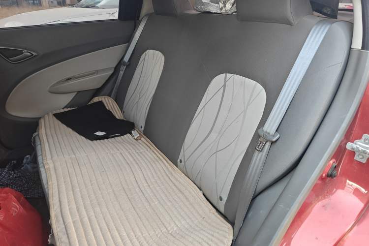 Used Chevrolet Sail 2013 Sedan 1.4L Manual Elegance Edition Left Rear Seat